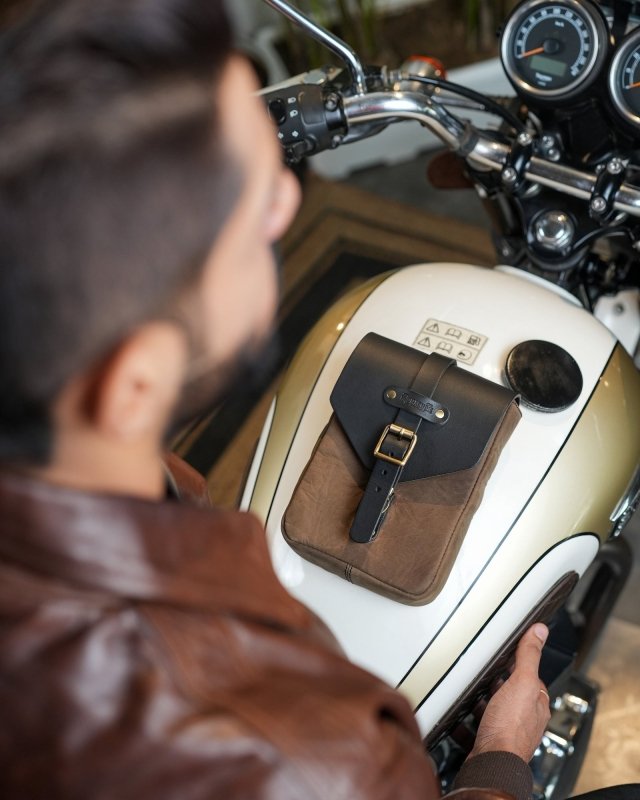 Trip Machine Magnetic Tank Pouch